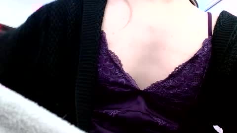 Lacey Phoenix online show from 19, 1, 2026