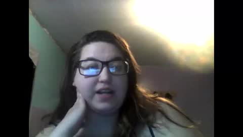 Laddybuggie27 online show from 5, 2, 2025