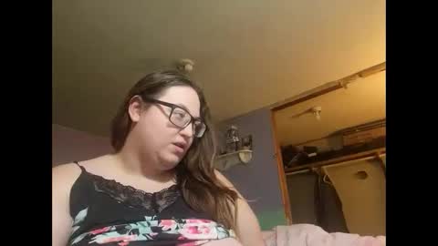 Laddybuggie27 online show from 25, 2, 2025