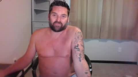 Snapshot of ladiesmandaddy chatting on 17, 10, 2025 Don Kedick online show from 17, 10, 2025