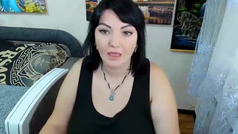 Snapshot of lady_boom_ chatting on 15, 9, 2025 lady_boom_ online show from 15, 9, 2025