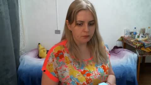 Snapshot of lady_cute_cat chatting on 1, 3, 2025 lady cute cat29 online show from 1, 3, 2025