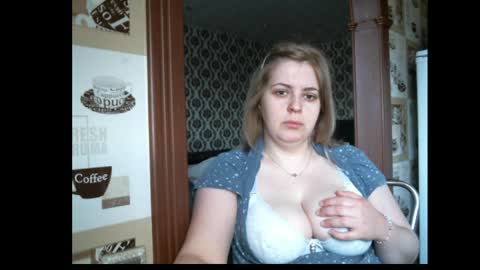 lady cute cat29 online show from 1, 4, 2026