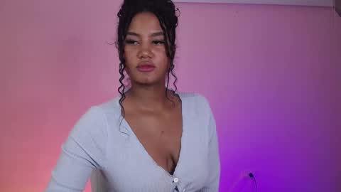 Karla - Instagram   lady karla1 online show from 19, 2, 2025