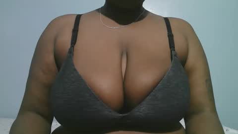 lady_dearra online show from 12, 1, 2026