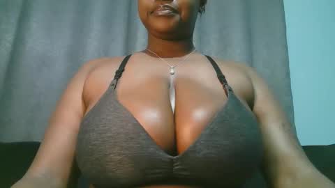 lady_dearra online show from 8, 5, 2026