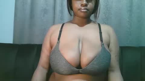 lady_dearra online show from 19, 5, 2026