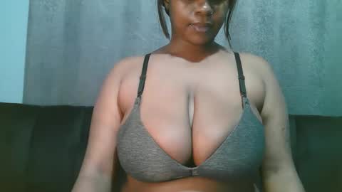 lady_dearra online show from 23, 5, 2026