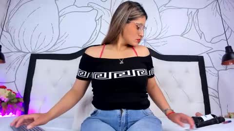 LADY  online show from 27, 3, 2026