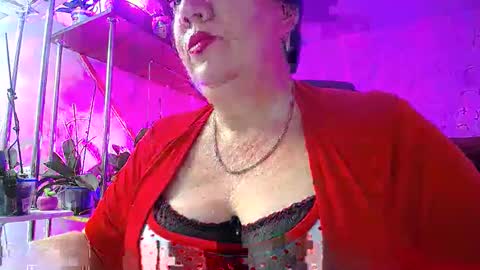 Snapshot of lady_gloria chatting on 10, 12, 2024 Lady Gloria online show from 10, 12, 2024