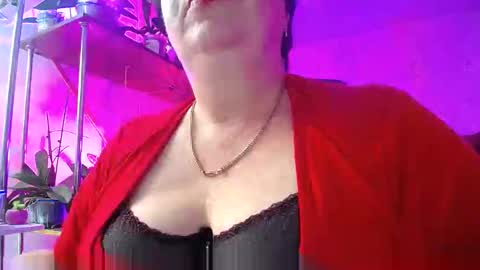 Snapshot of lady_gloria chatting on 23, 12, 2024 Lady Gloria online show from 23, 12, 2024