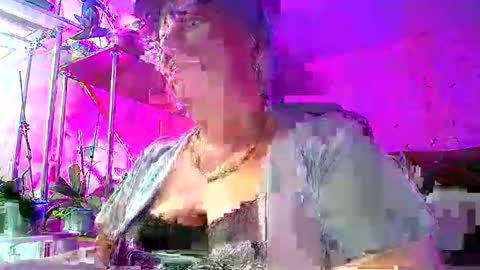 Snapshot of lady_gloria chatting on 24, 12, 2024 Lady Gloria online show from 24, 12, 2024
