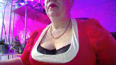 Snapshot of lady_gloria chatting on 29, 12, 2024 Lady Gloria online show from 29, 12, 2024