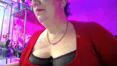 Snapshot of lady_gloria chatting on 5, 3, 2025 Lady Gloria online show from 5, 3, 2025