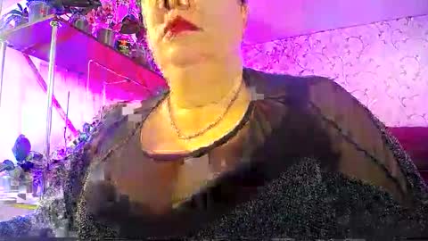 Lady Gloria online show from 10, 5, 2026