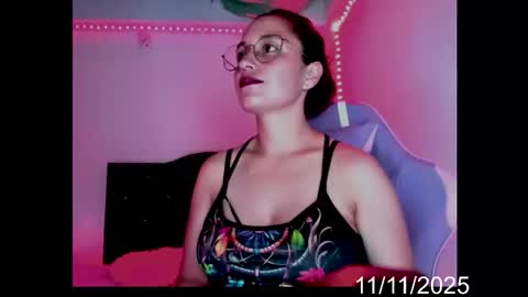 Snapshot of lady_jhana chatting on 12, 11, 2025 Jhana online show from 12, 11, 2025