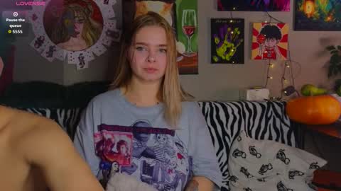 Snapshot of lady_lucky_love chatting on 18, 9, 2025 KENDALL NATHANPVT IS OPEN online show from 18, 9, 2025