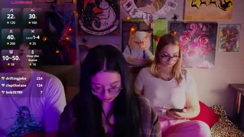 Snapshot of lady_lucky_love chatting on 26, 10, 2025 KENDALL NATHANPVT IS OPEN online show from 26, 10, 2025