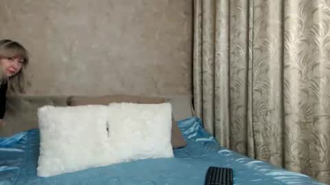 Snapshot of lady_milf_hot chatting on 16, 7, 2026 Sofi online show from 16, 7, 2026