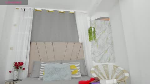 lady_miss___ online show from 7, 4, 2026