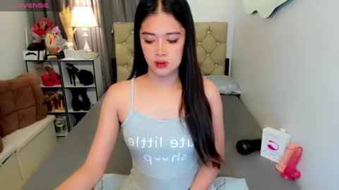 lady_moriseth online show from 21, 12, 2024