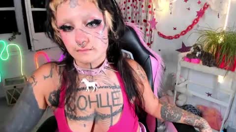 Snapshot of lady_sontse_ chatting on 29, 5, 2026 Mia online show from 29, 5, 2026