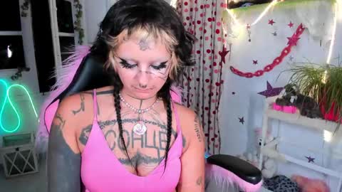 Snapshot of lady_sontse_ chatting on 31, 5, 2026 Mia online show from 31, 5, 2026