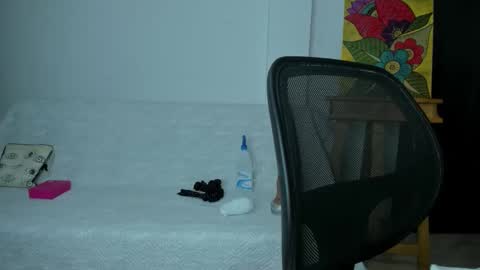 Snapshot of lady_sophie01 chatting on 15, 10, 2025 Sophie online show from 15, 10, 2025