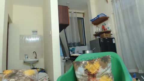 Snapshot of lady_twerky chatting on 31, 10, 2025 Maya online show from 31, 10, 2025