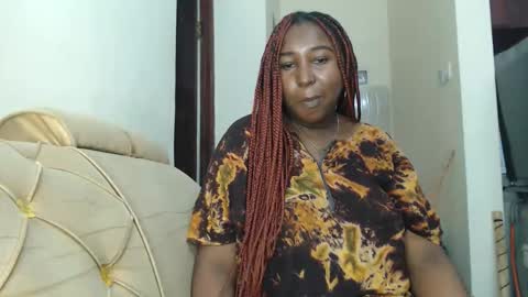 Snapshot of lady_twerky chatting on 2, 12, 2025 Maya online show from 2, 12, 2025