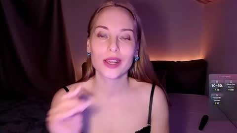 Snapshot of ladyadele1 chatting on 11, 1, 2025 LadyAdele online show from 11, 1, 2025