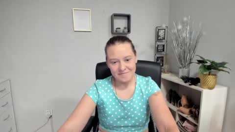 Snapshot of ladyalessa chatting on 3, 7, 2026 ALESSA online show from 3, 7, 2026