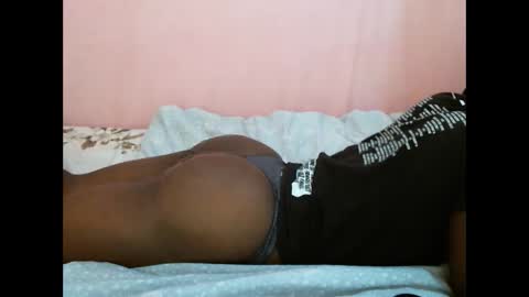 Snapshot of ladyanniee chatting on 22, 1, 2025 Essy online show from 22, 1, 2025