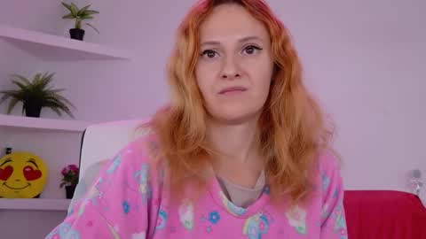 Sima Ladybigsmile online show from 21, 9, 2025