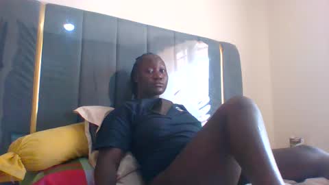 Snapshot of ladyblossoms19 chatting on 11, 12, 2024 lindah32 online show from 11, 12, 2024