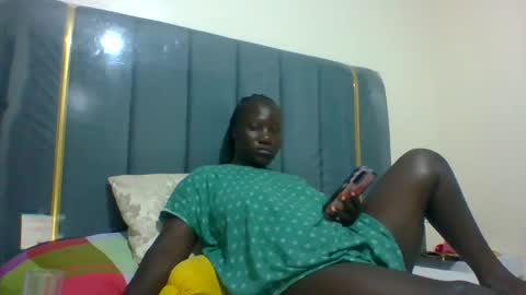 Snapshot of ladyblossoms19 chatting on 11, 12, 2024 lindah32 online show from 11, 12, 2024