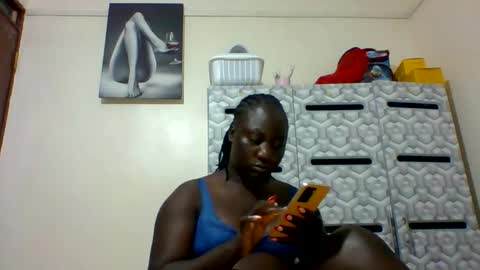 Snapshot of ladyblossoms19 chatting on 21, 12, 2024 lindah32 online show from 21, 12, 2024