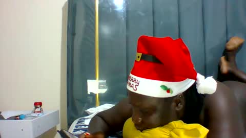 Snapshot of ladyblossoms19 chatting on 25, 12, 2024 lindah32 online show from 25, 12, 2024