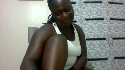 Snapshot of ladyblossoms19 chatting on 9, 1, 2025 lindah32 online show from 9, 1, 2025