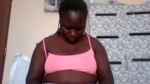 Snapshot of ladyblossoms19 chatting on 15, 1, 2025 lindah32 online show from 15, 1, 2025