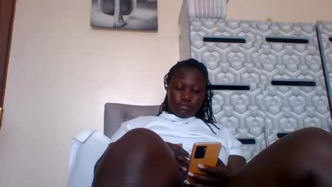 Snapshot of ladyblossoms19 chatting on 16, 1, 2025 lindah32 online show from 16, 1, 2025