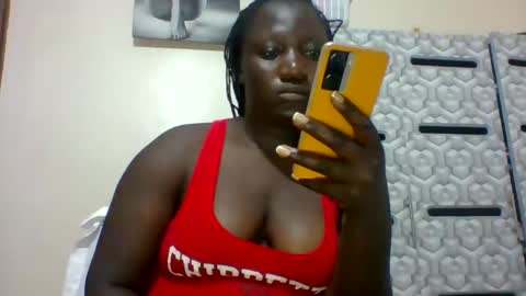Snapshot of ladyblossoms19 chatting on 16, 1, 2025 lindah32 online show from 16, 1, 2025