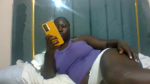 Snapshot of ladyblossoms19 chatting on 20, 1, 2025 lindah32 online show from 20, 1, 2025