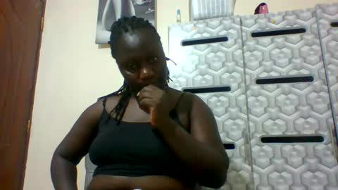 Snapshot of ladyblossoms19 chatting on 30, 1, 2025 lindah32 online show from 30, 1, 2025