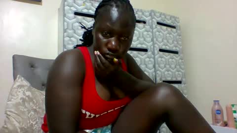 Snapshot of ladyblossoms19 chatting on 6, 3, 2025 lindah32 online show from 6, 3, 2025