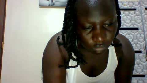 Snapshot of ladyblossoms19 chatting on 10, 3, 2025 lindah32 online show from 10, 3, 2025