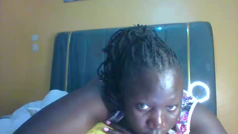 Snapshot of ladyblossoms19 chatting on 9, 9, 2025 lindah32 online show from 9, 9, 2025