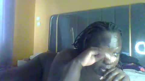 Snapshot of ladyblossoms19 chatting on 10, 3, 2026 lindah32 online show from 10, 3, 2026