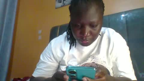 Snapshot of ladyblossoms19 chatting on 22, 3, 2026 lindah32 online show from 22, 3, 2026