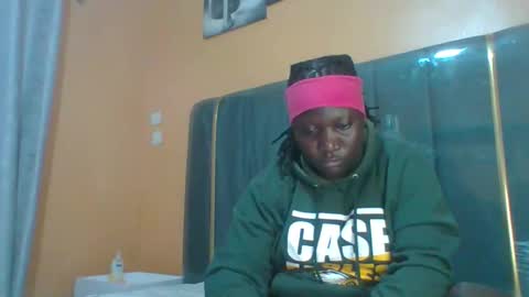 Snapshot of ladyblossoms19 chatting on 3, 4, 2026 lindah32 online show from 3, 4, 2026